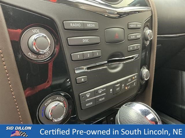 Used 2019 Super Black Nissan Platinum image 12