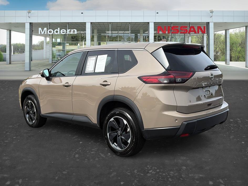 Used 2025 Baja Storm Metallic Nissan SV image 3