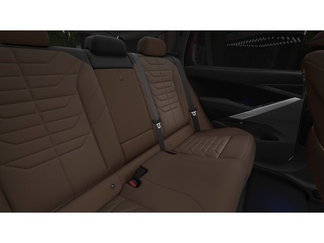 New 2027 Mineral White Metallic BMW  image 12