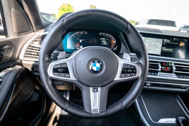 Used 2022 Black Sapphire Metallic BMW xDrive40i image 12