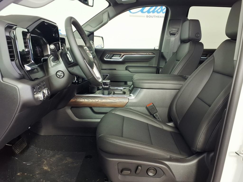 2026 GMC Sierra 1500 SLT - Photo 8