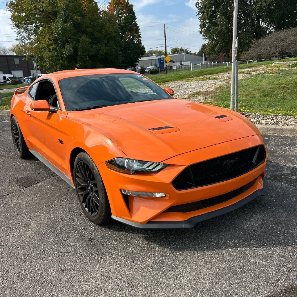 Used 2021 Orange Ford GT image 2
