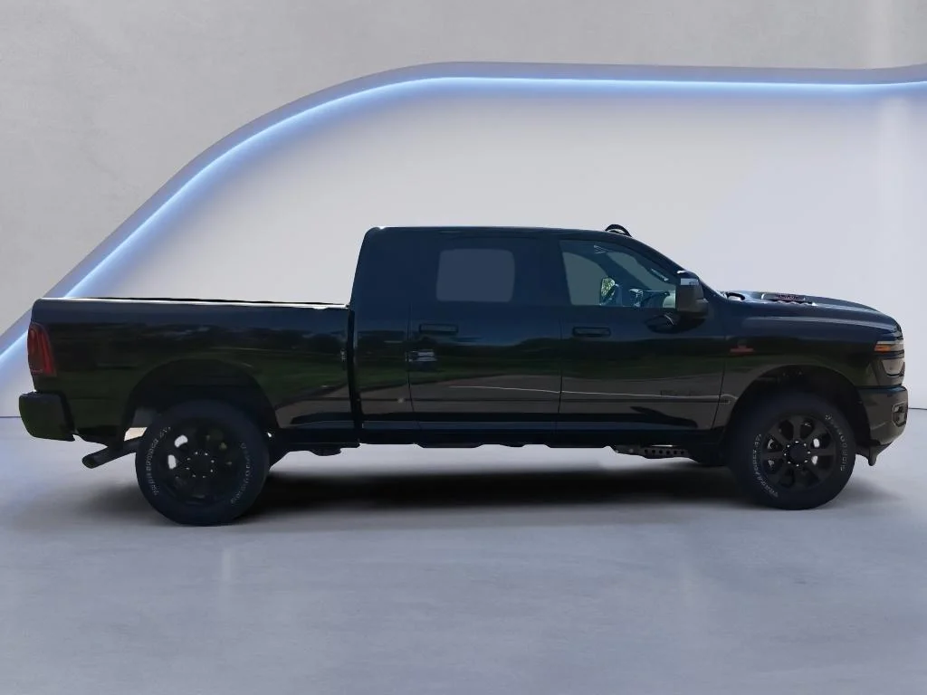 New 2026 Diamond Black Crystal Pearl-Coat Exterior Paint RAM Laramie image 7
