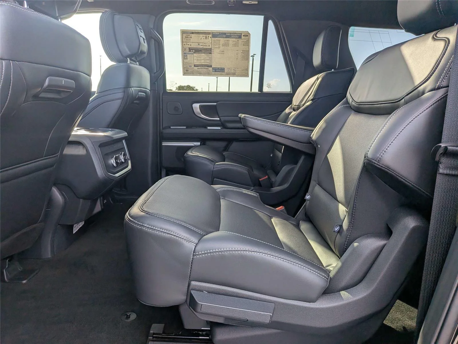 New 2027 Agate Black Metallic Ford MAX Platinum image 14