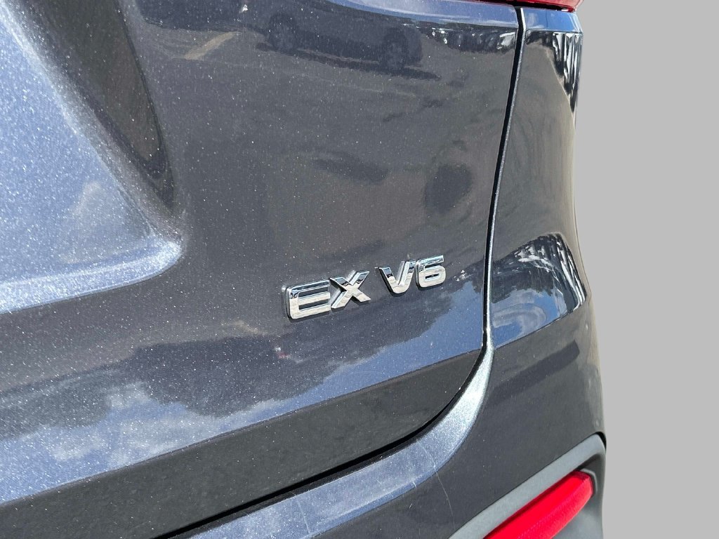 Used 2016 Gray Kia EX image 15