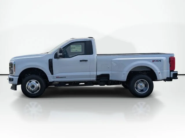 New 2027 Oxford White Ford F-350® XL image 11