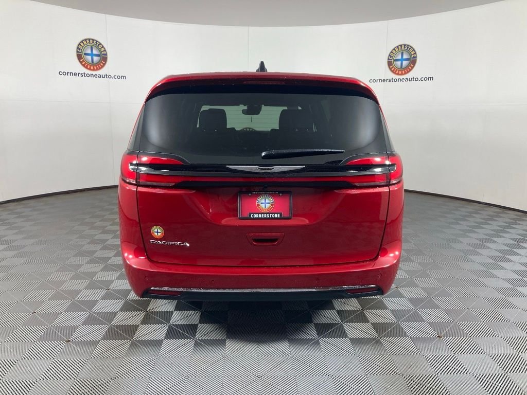 2026 Chrysler Pacifica Select - Photo 21