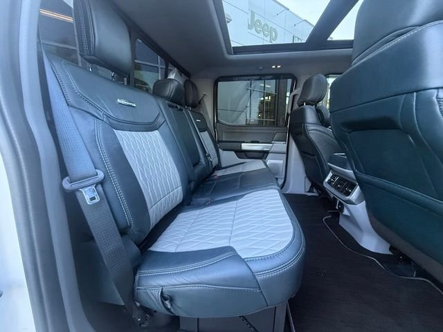 Used 2023  Ford Limited image 29