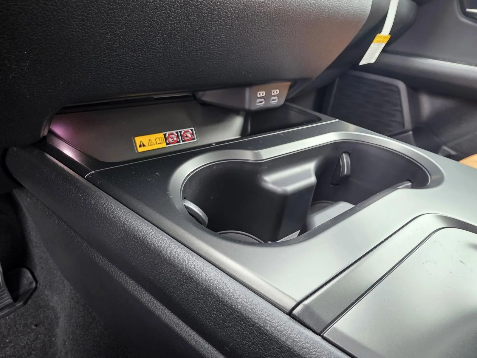 2026 Lexus UX Hybrid 300h Premium - Photo 23