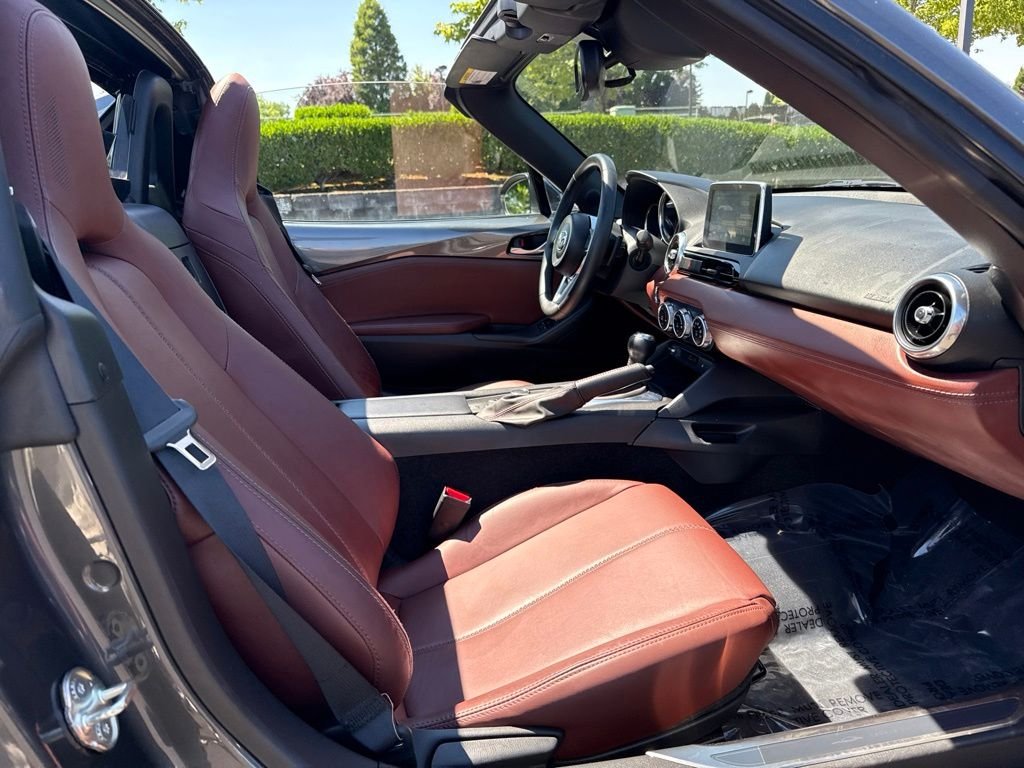Used 2017 Machine Gray Mazda Grand Touring Launch Edition image 19