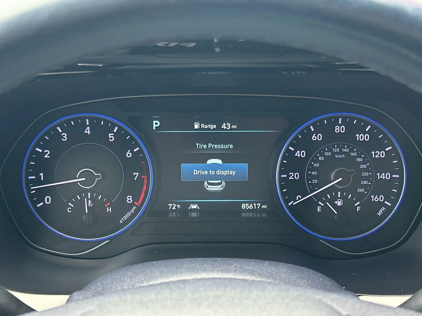 Used 2021 Moonlight Cloud Hyundai SEL image 22