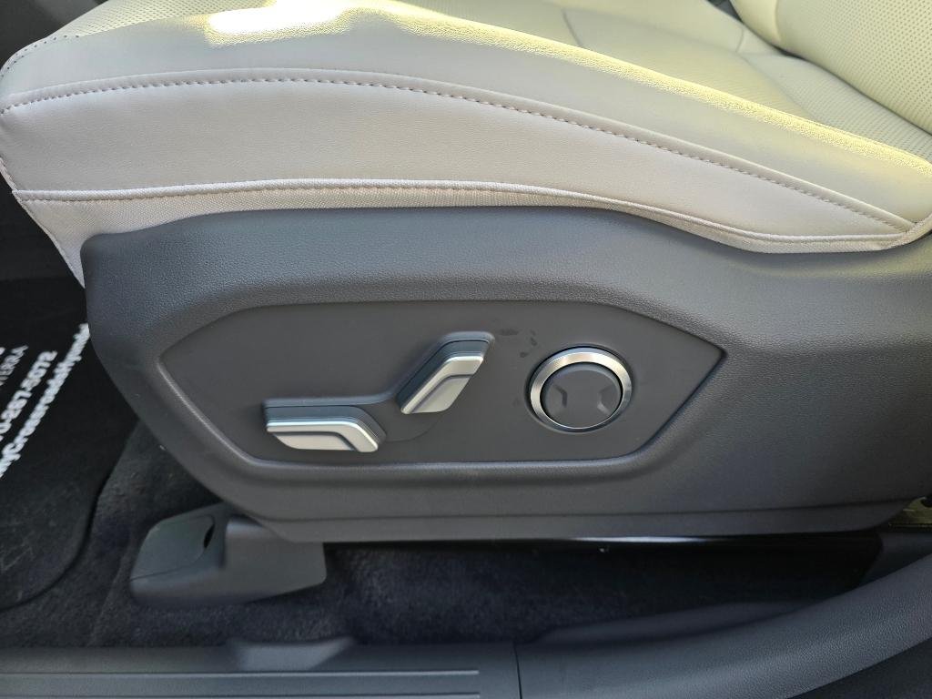 New 2026 Ecotronic Gray Hyundai SEL image 18