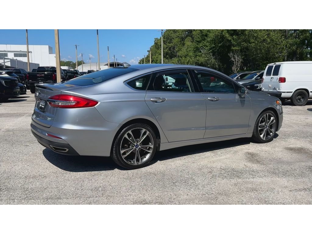 Used 2020  Ford Titanium image 8