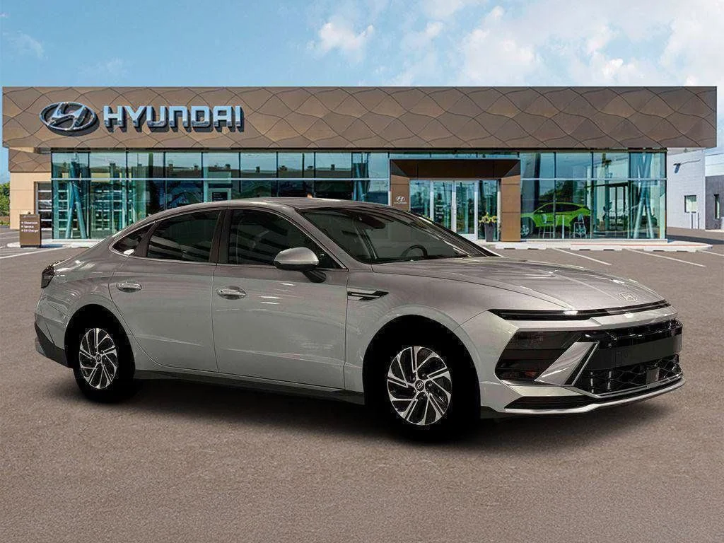 New 2026 Silver Hyundai Blue image 10