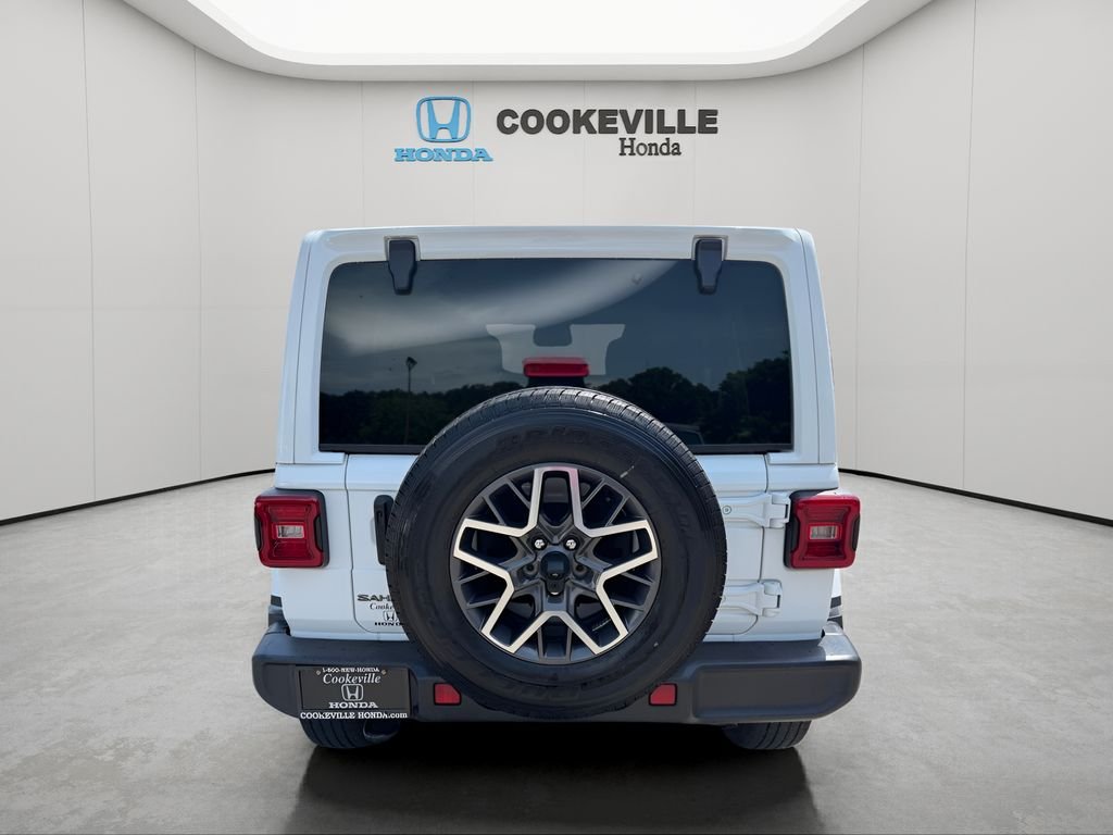 Used 2025 Bright White Clearcoat Jeep Sahara image 6