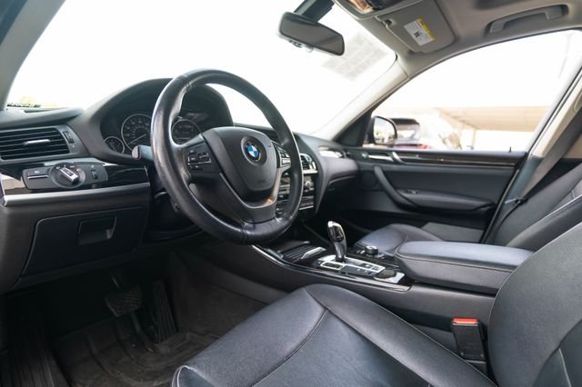 Used 2017 Space Gray Metallic BMW xDrive28i image 4