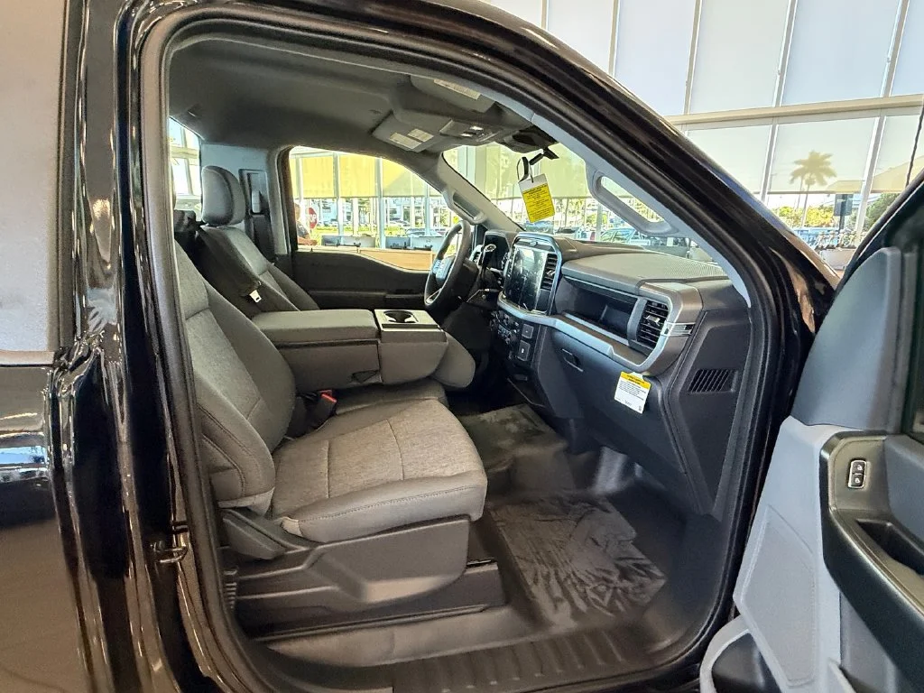 New 2026 Agate Black Metallic Ford XL image 12