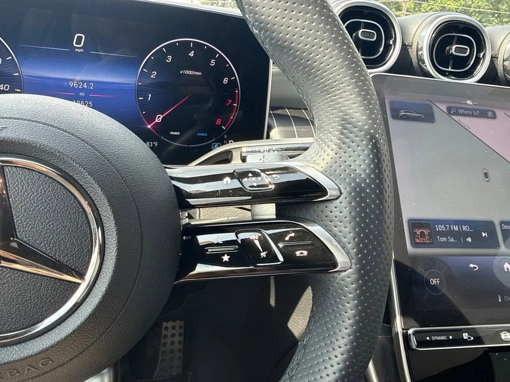 Used 2023 White Mercedes-Benz GLC 300 image 18