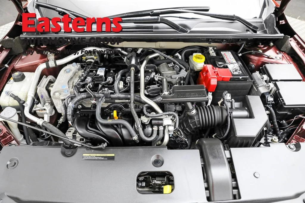 Used 2022 Red Nissan SV image 7