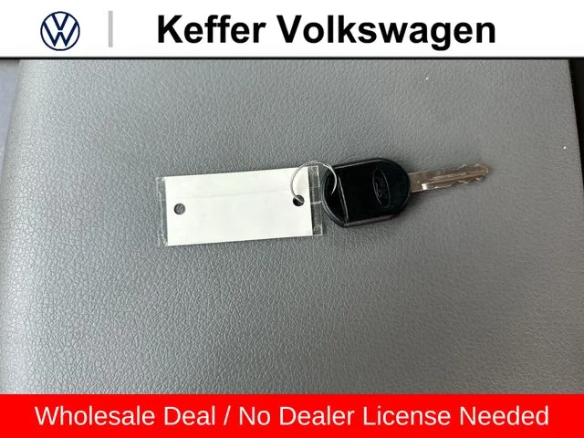 Used 2007  Ford XL image 30