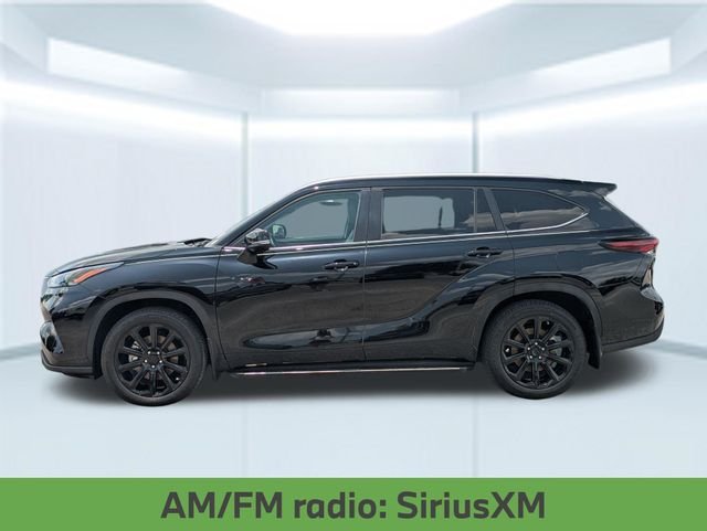 Used 2024 Black Toyota XLE image 2