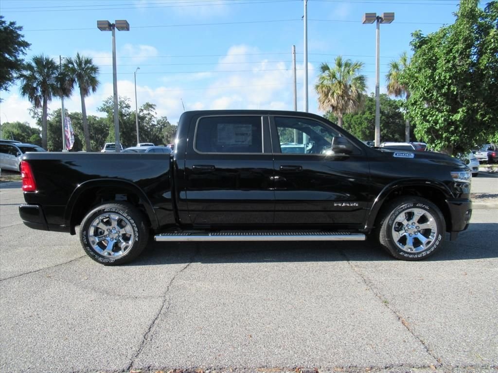 New 2026 Diamond Black Crystal Pearlcoat RAM Big Horn/Lone Star image 2