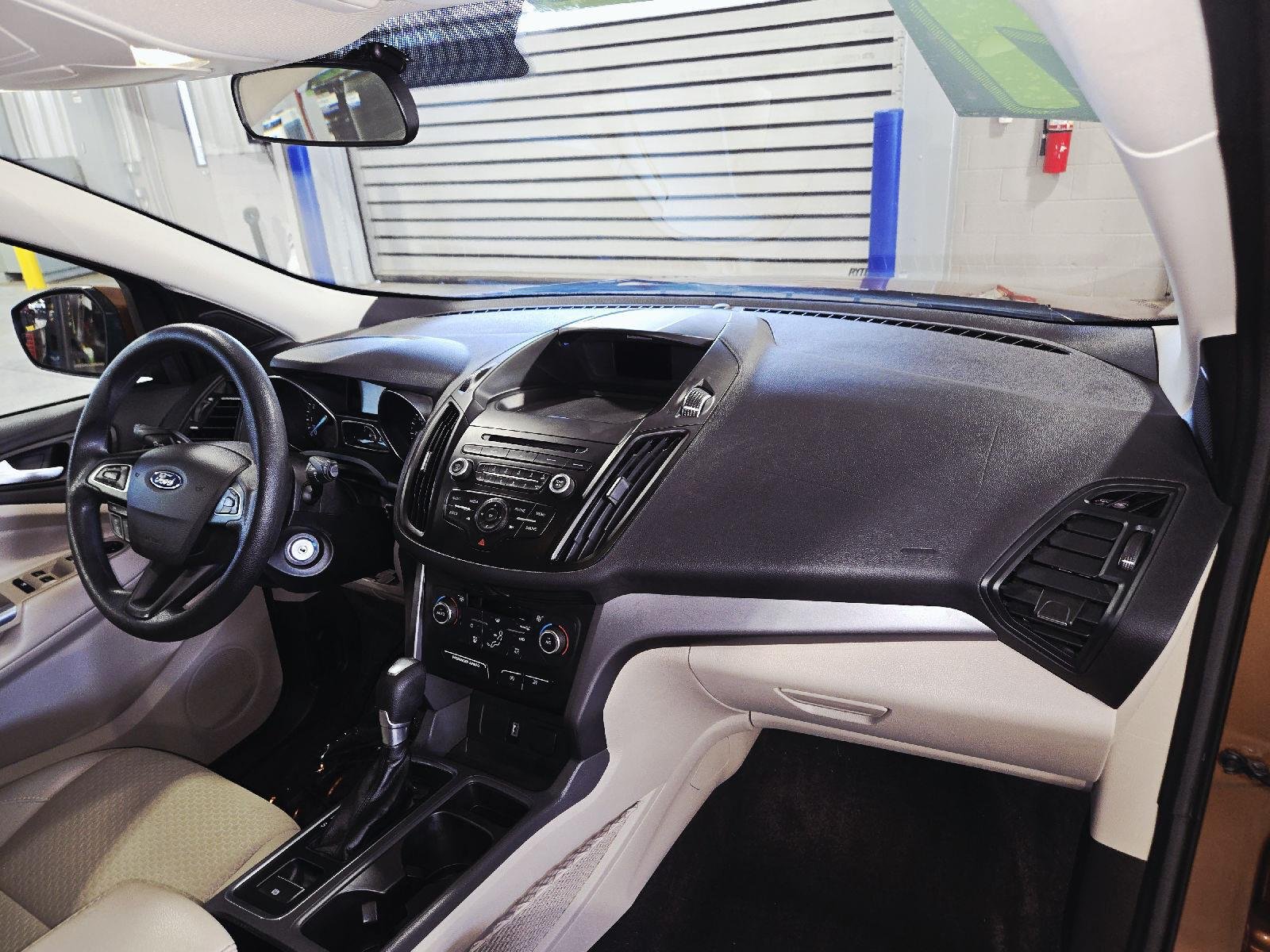 Used 2017 Canyon Ridge Ford SE image 56