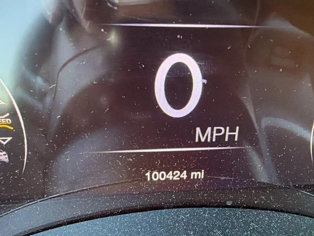 Used 2018 Rhino Clearcoat Jeep Altitude image 15
