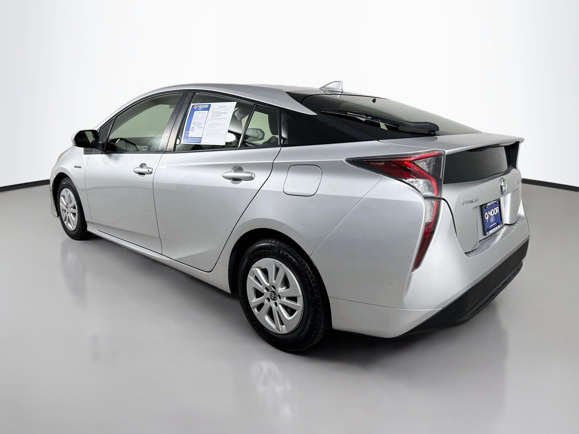 Used 2016 Classic Silver Metallic Toyota Two image 10