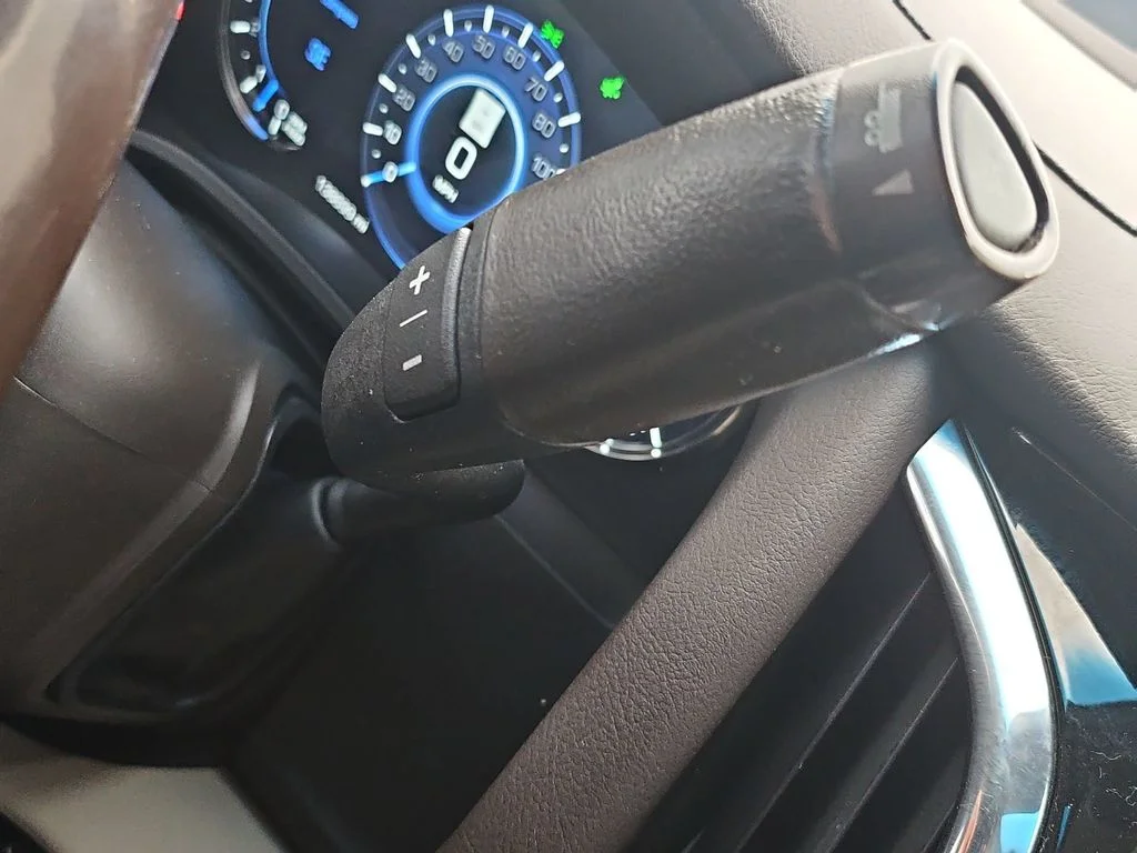 Used 2017 Silver Coast Metallic Cadillac Luxury image 42