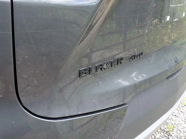 Used 2020 Gray Chevrolet LT image 17