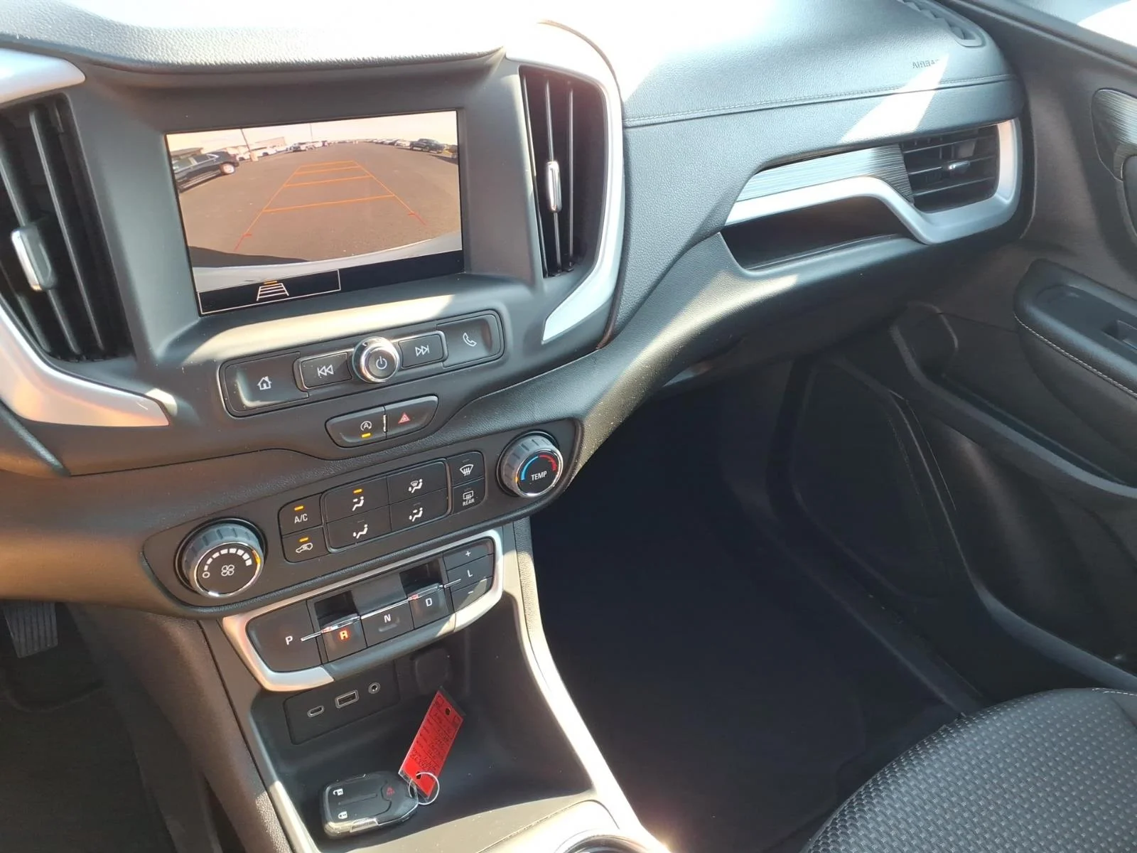 Used 2024 Summit White GMC SLE image 6