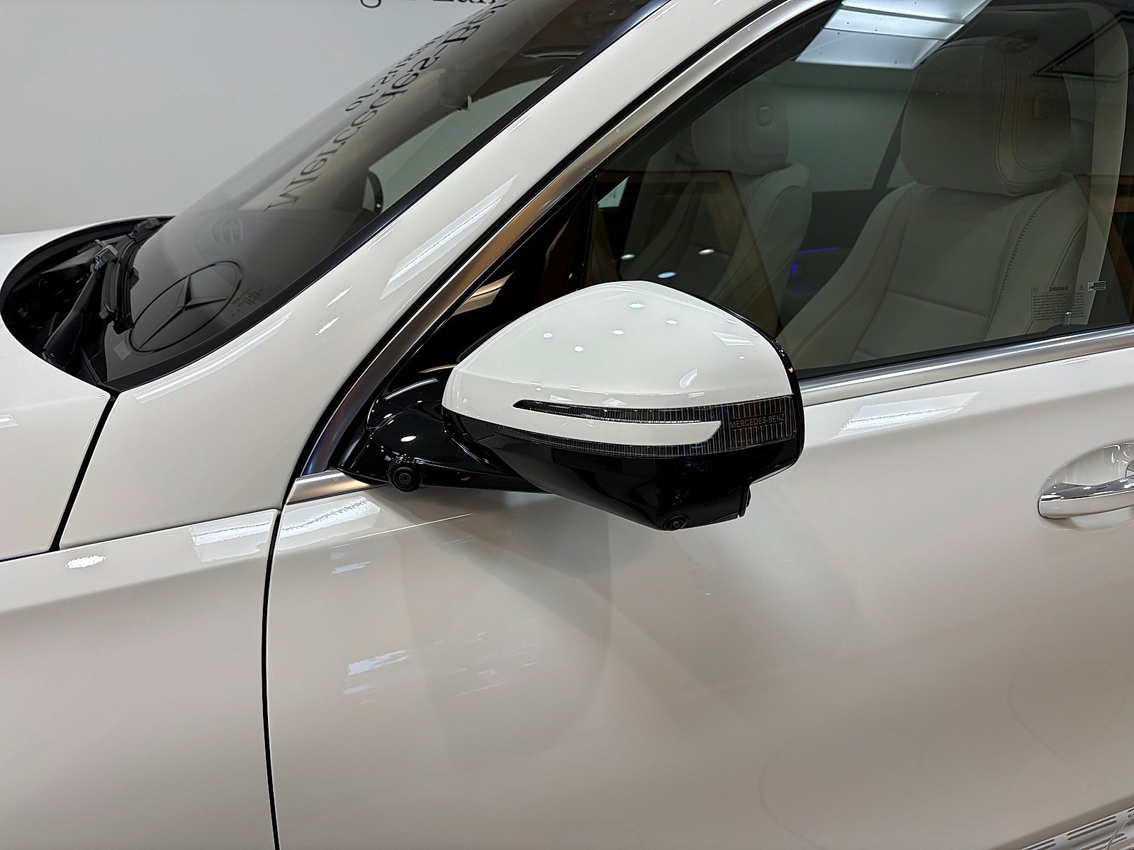 New 2027 Polar White Mercedes-Benz GLS 450 image 7