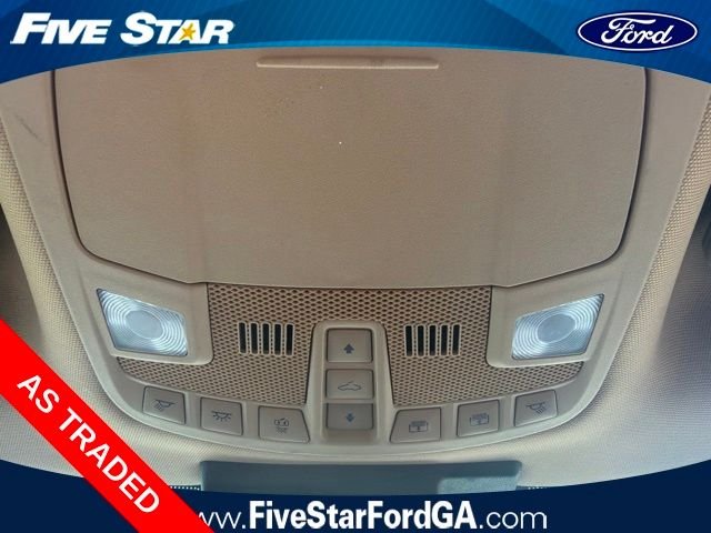 Used 2020 White Ford Lariat image 29