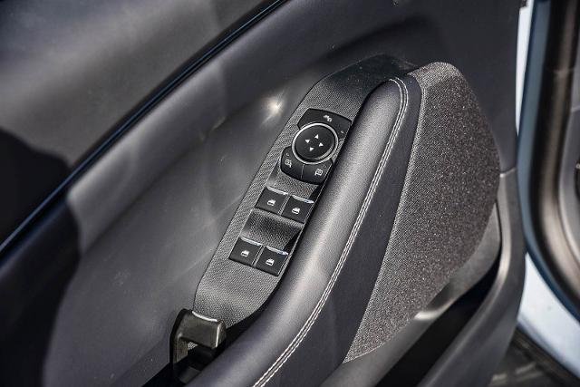 New 2026 Glacier Gray Metallic Tri-coat Ford Select image 49