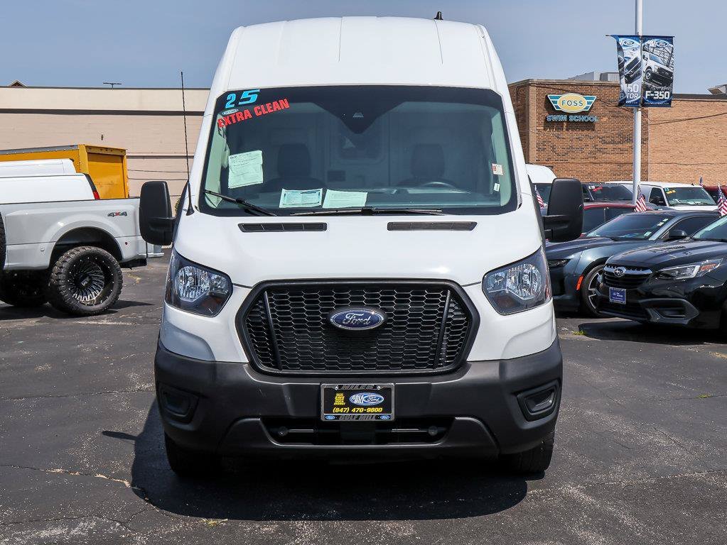 Used 2025 Oxford White Ford Base image 5