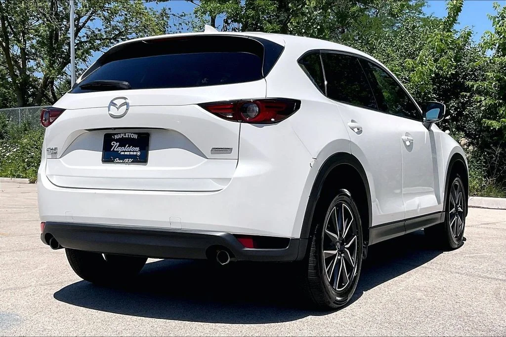 Used 2018 White Mazda Grand Touring image 13