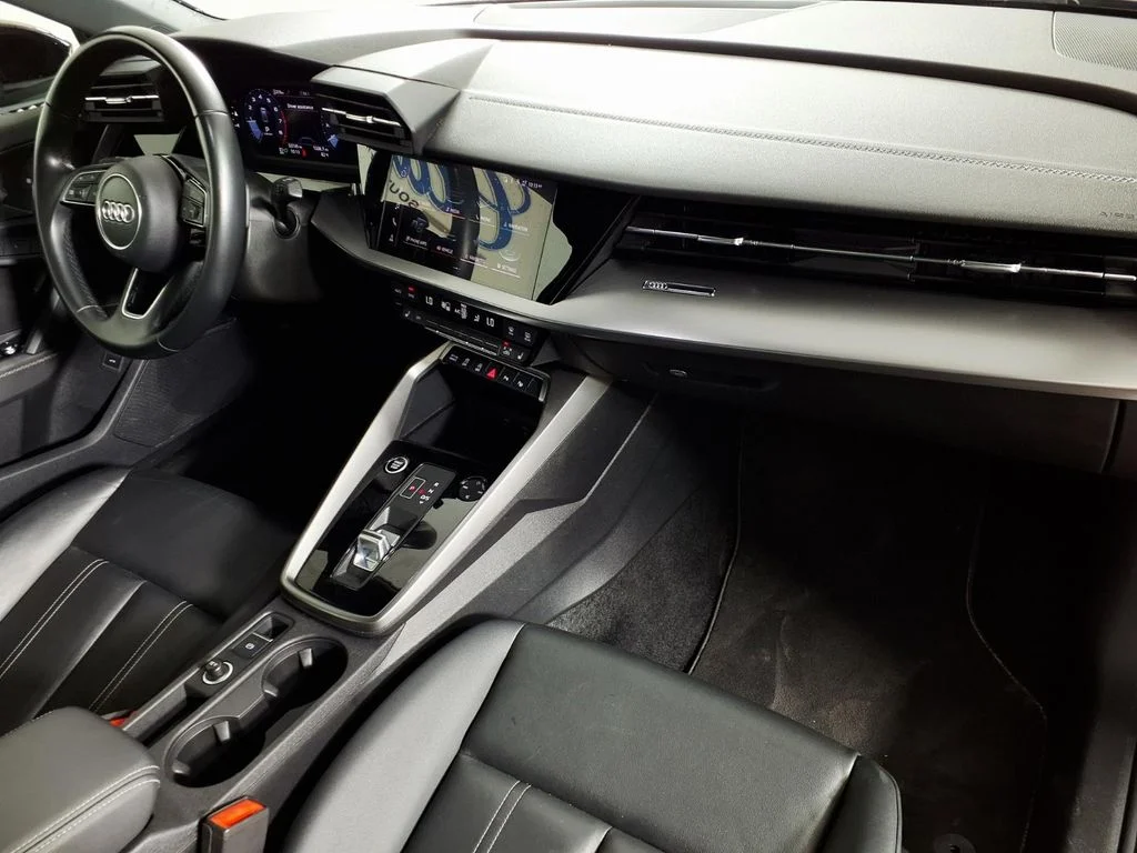 Used 2024  Audi 40 Premium image 12