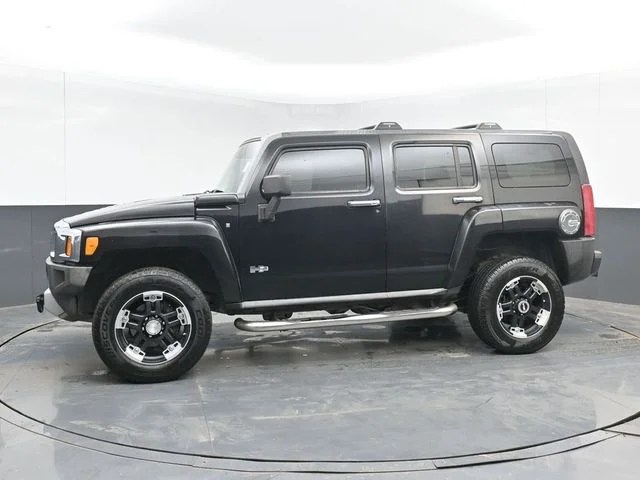Used 2008 Black Hummer Luxury image 10