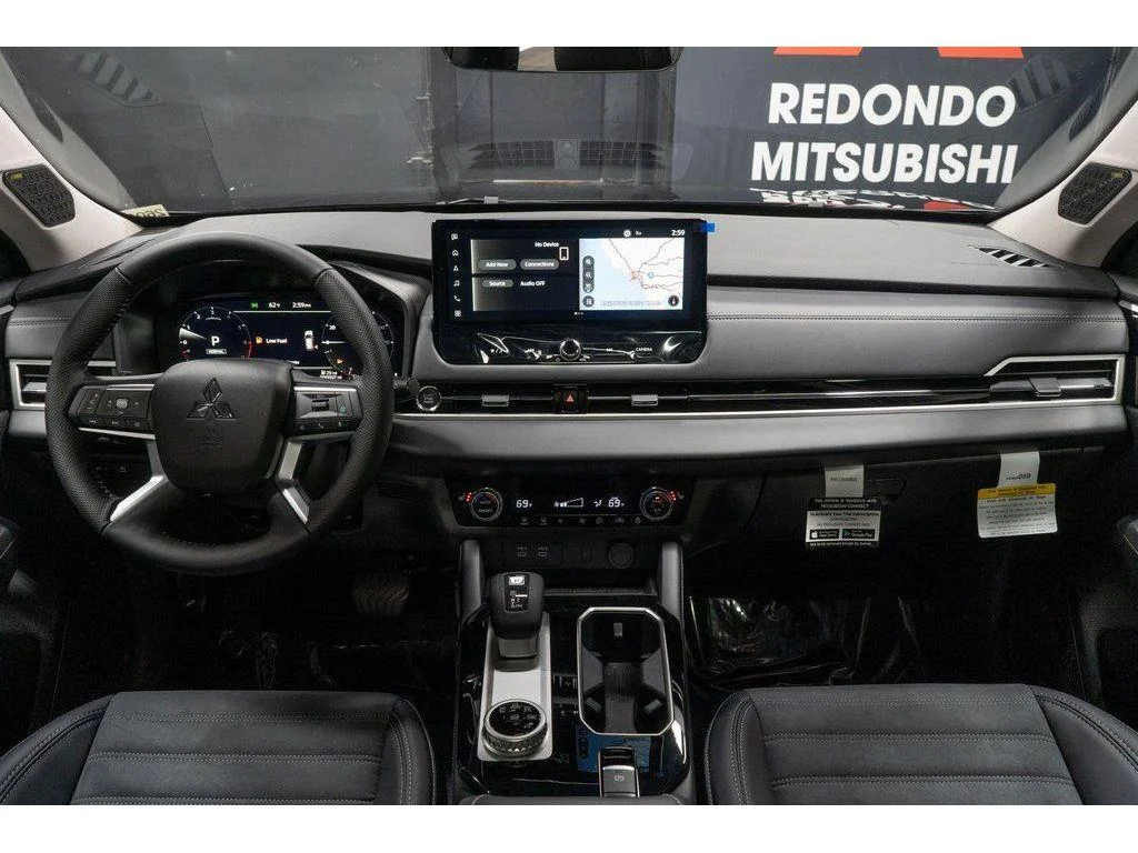 2026 Mitsubishi Outlander SE - Photo 15