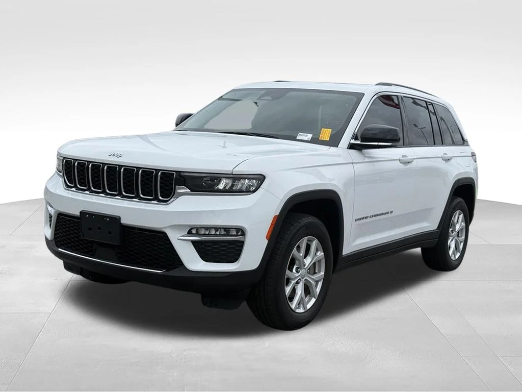 Used 2023 White Jeep Limited image 1