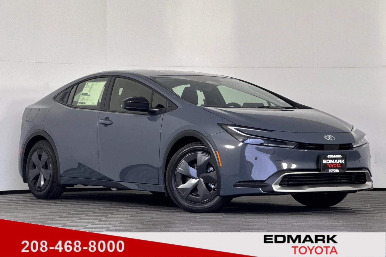 2026 Toyota Prius Plug-in Hybrid  SE