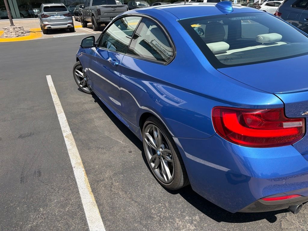 Used 2016 Estoril Blue Metallic BMW M235i xDrive image 4