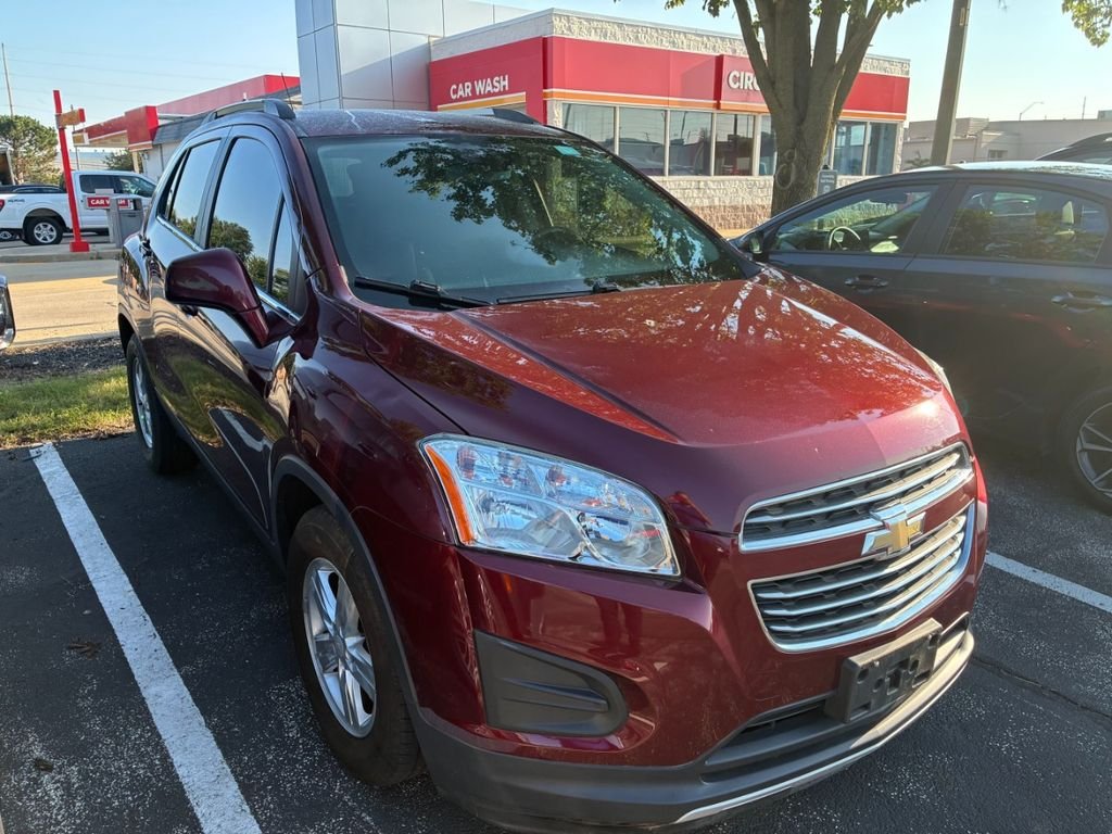 Used 2016 Crimson Chevrolet LT image 1
