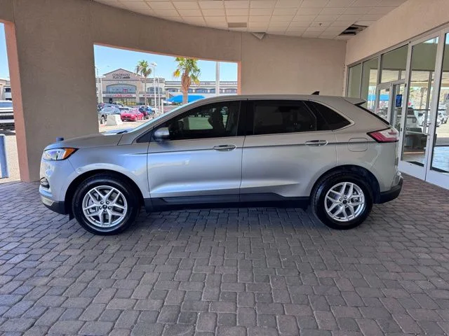 2024 Ford Edge SEL - Photo 3