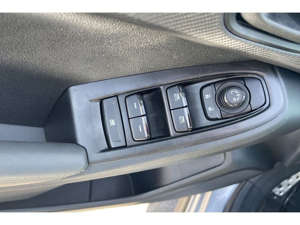 Used 2025 Ice Silver Metallic Subaru Sport image 12