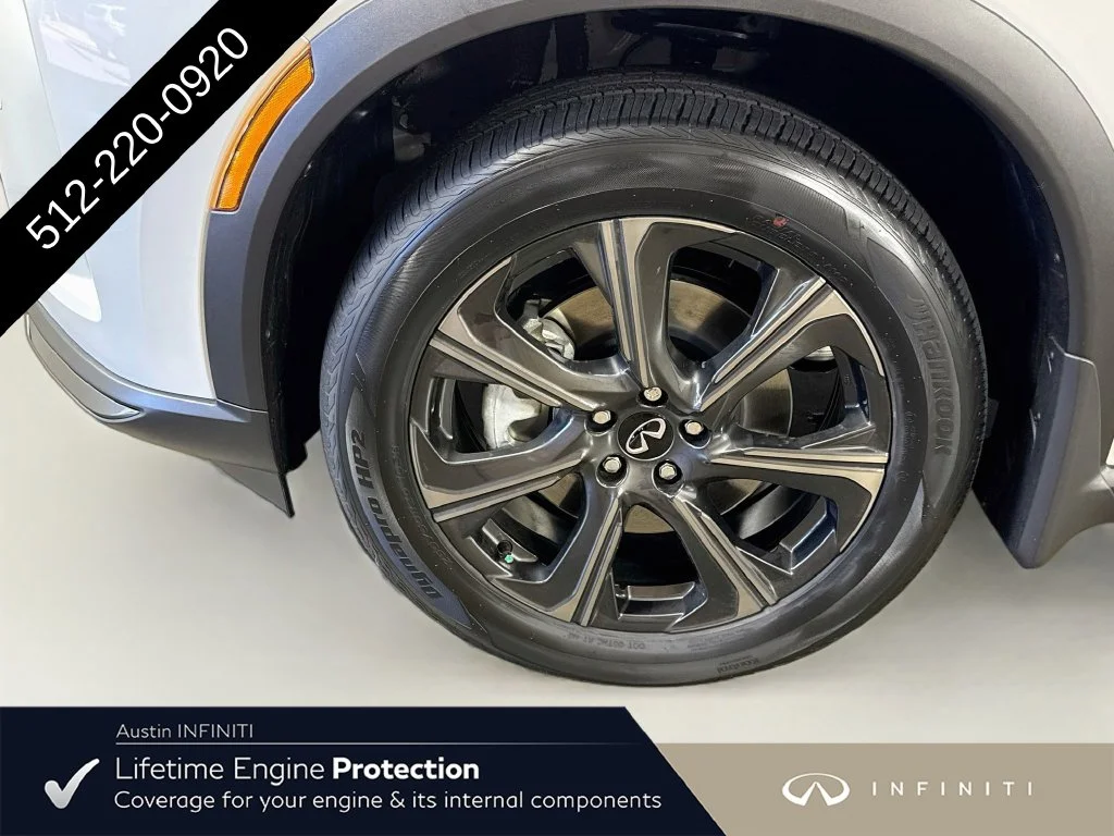 New 2027 White INFINITI Autograph image 43