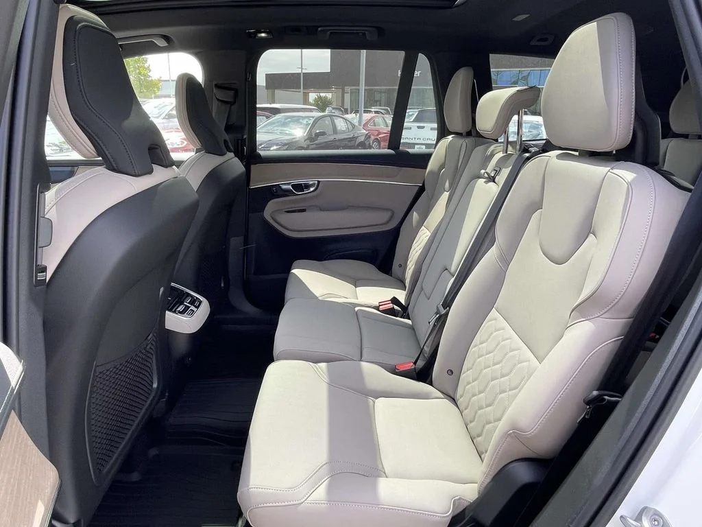 New 2026 Crystal White Volvo Plus image 3