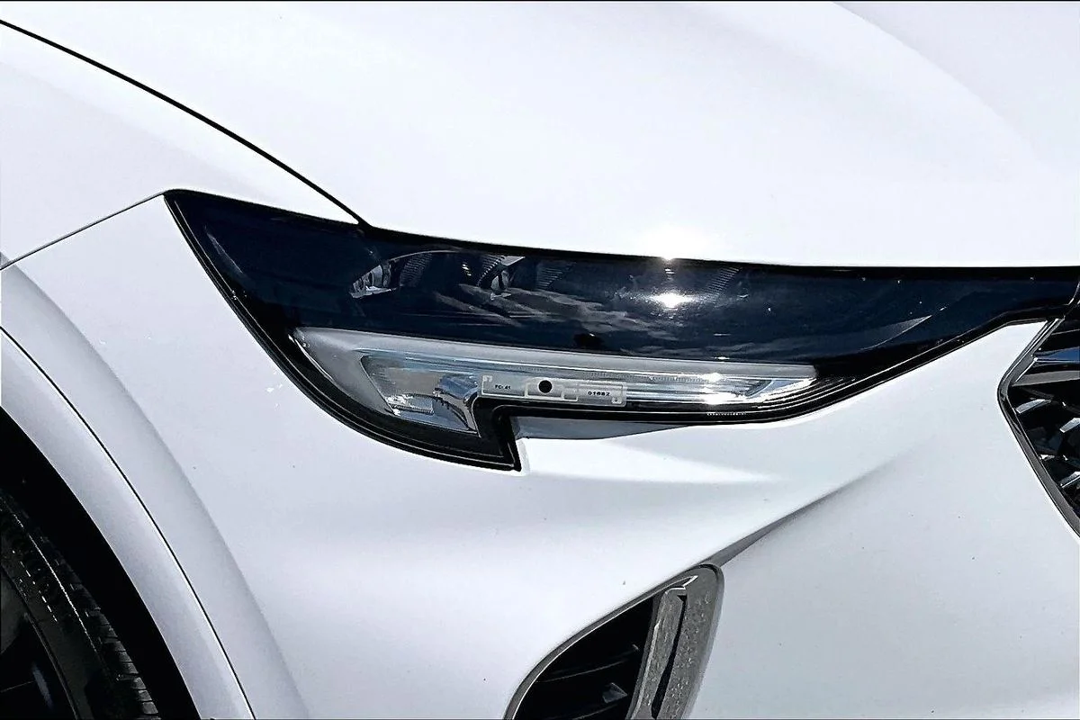 Used 2021 White Buick FWD Avenir image 34