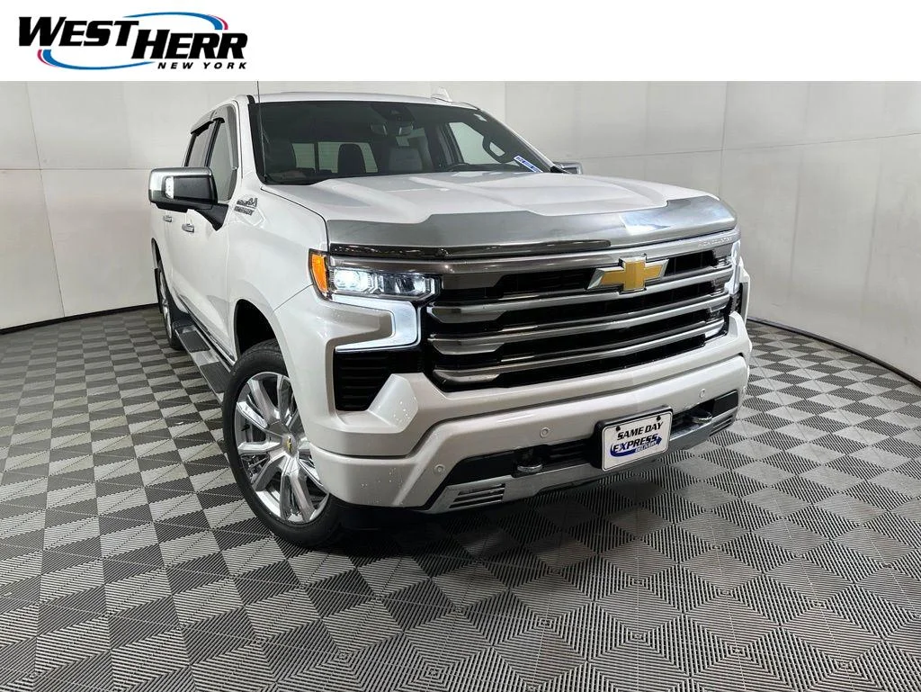 Used 2024 Pearl Chevrolet High Country image 1